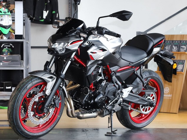 2020-2023 Kawasaki Ninja Z650 Motorcycle Fairings - Black Silver Red Canada Websites