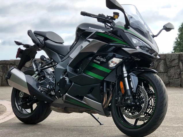 2020-2025 Kawasaki Z1000SX Motorcycle Fairings - Black with Green Lines Ninja Canada Websites