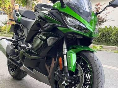 2020-2025 Kawasaki Z1000SX Motorcycle Fairings - Black Grey Green Ninja Canada Websites