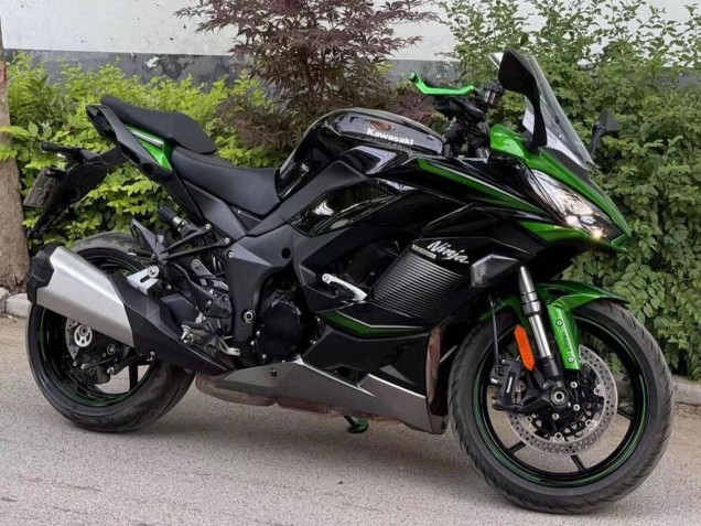2020-2025 Kawasaki Z1000SX Motorcycle Fairings - Black Grey Green Ninja Canada Websites