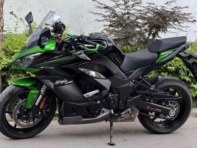 2020-2025 Kawasaki Z1000SX Motorcycle Fairings - Black Grey Green Ninja Canada Websites