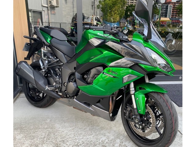 2020-2025 Kawasaki Z1000SX Motorcycle Fairings - Green Ninja Canada Websites