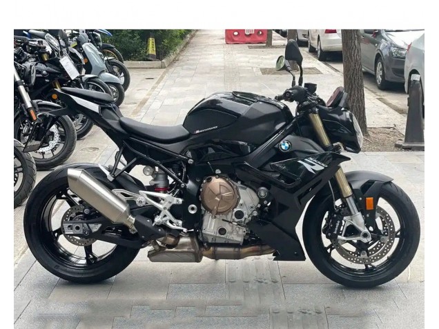 2021-2025 BMW S1000R Motorcycle Fairings - Black Canada Websites