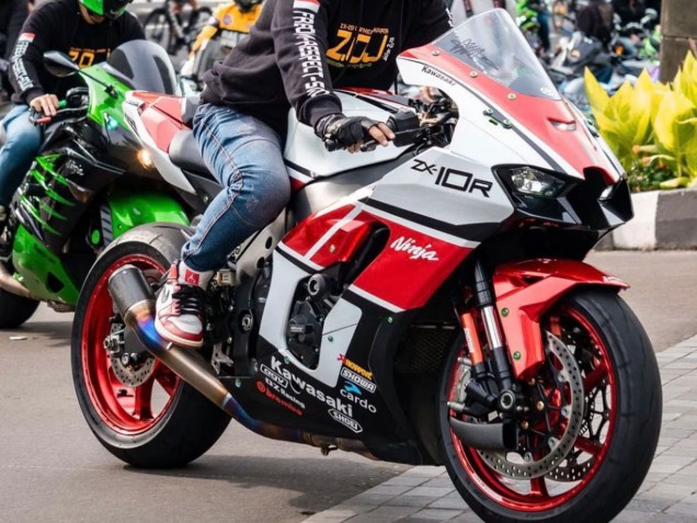 2021-2025 Kawasaki ZX10R Motorcycle Fairings - White Red Black Canada Websites