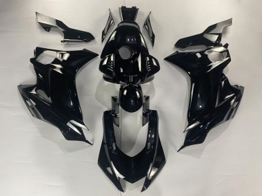 2017-2023 Yamaha YZF 600 R6 Motorcycle Fairings - Glossy Black Canada Websites