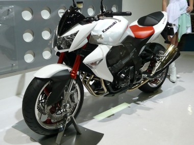2003-2006 Kawasaki Z1000 Motorcycle Fairings - Pearl White Canada Websites