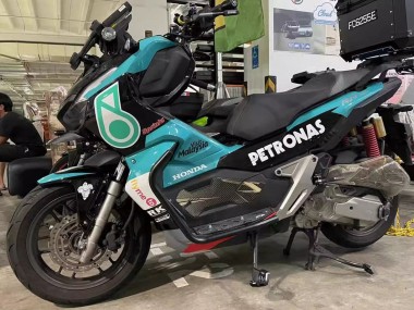 2018-2021 Honda ADV150 Motorcycle Fairings - Blue Green Red Glossy Black Petronas Canada Websites