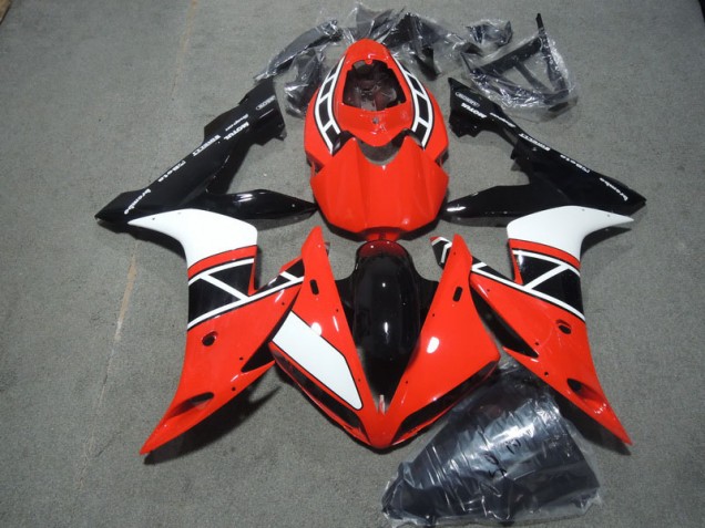 Red White Black 2004-2006 YZF R1 Motorcycle Fairing Red White Black 2004-2006 YZF R1 Motorcycle Fairing