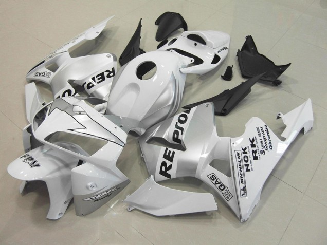 Repsol White Silver 2005-2006 CBR600RR Motorcycle Fairings Repsol White Silver 2005-2006 CBR600RR Motorcycle Fairings