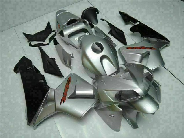 Silver 2005-2006 CBR600RR Motorcycle Fairings Silver 2005-2006 CBR600RR Motorcycle Fairings
